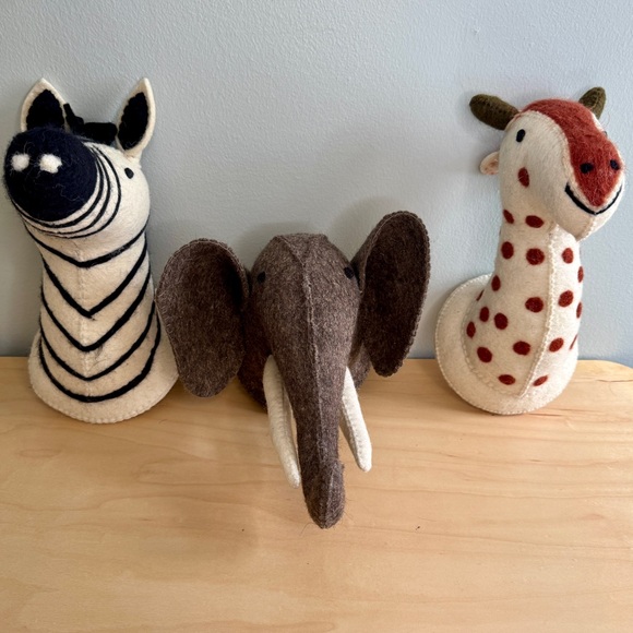 Mud Pie Other - Mud Pie Animal Wall Art / Mount Trio - Zebra, Elephant, & Giraffe - Sold as set